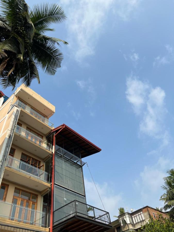 Hansons Homestay كاندي المظهر الخارجي الصورة