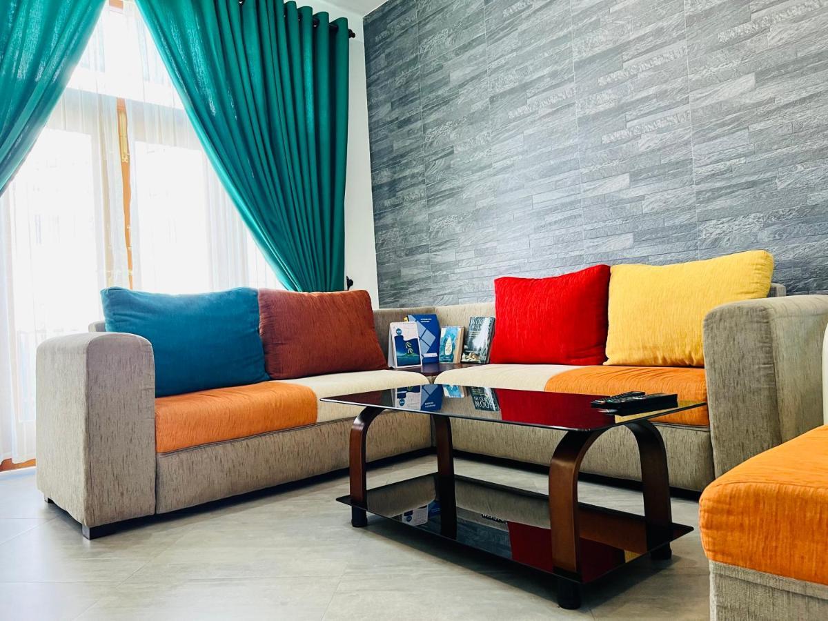 Hansons Homestay كاندي المظهر الخارجي الصورة